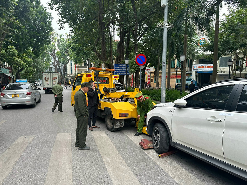UBND chỉ đạo phản hồi, công an vào cuộc xử lý - Ảnh 2. UBND chỉ đạo phản hồi, công an vào cuộc xử lý - Ảnh 2.