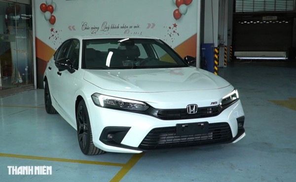 Theo chân Kia K3, loạt sedan hạng C cũng 