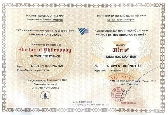 Chi vài triệu đồng là có bằng tiến sĩ: Trường đại học nói gì? - Ảnh 2. Chi vài triệu đồng là có bằng tiến sĩ: Trường đại học nói gì? - Ảnh 2.