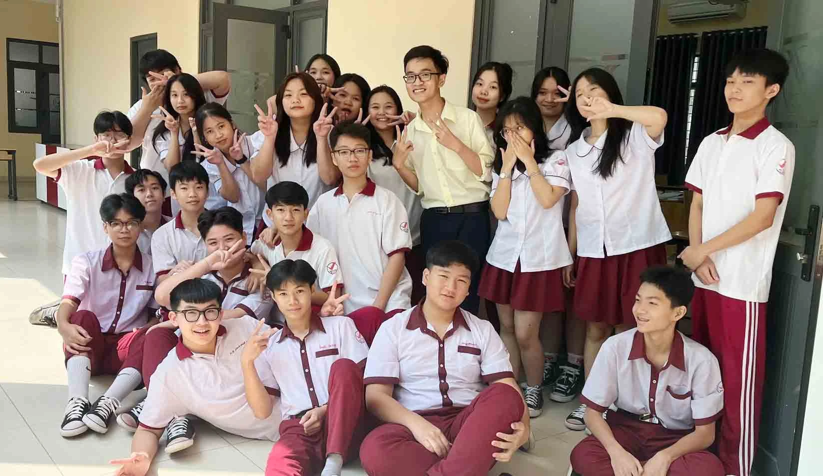 Thầy cô mong muốn học trò ứng xử như thế nào? - Ảnh 2. Thầy cô mong muốn học trò ứng xử như thế nào? - Ảnh 2.