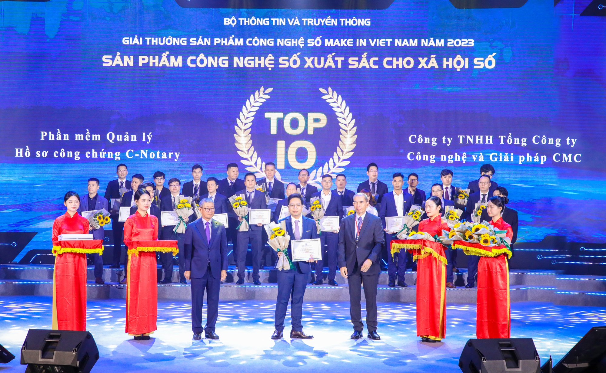 CMC Cloud giành giải Bạc sản phẩm Make in Viet Nam 2023 xuất sắc cho Kinh tế số