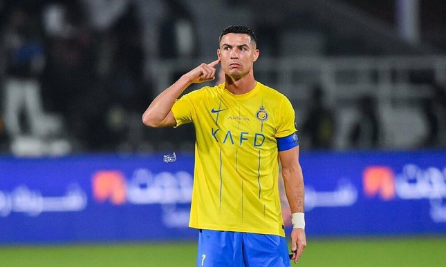 Ronaldo cán mốc 50 bàn thắng trong năm 2023