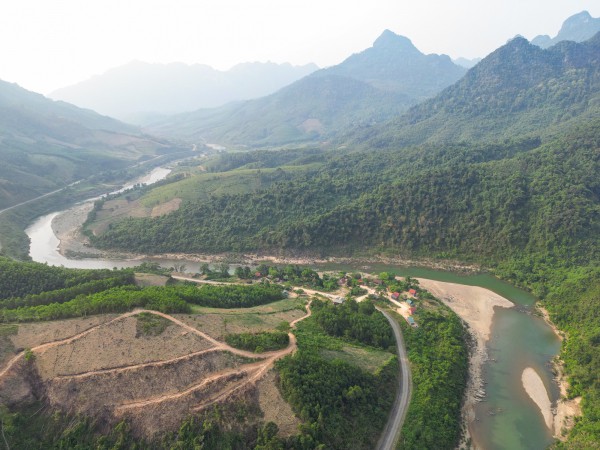 Độc hành trên Tây Trường Sơn hẻo lánh