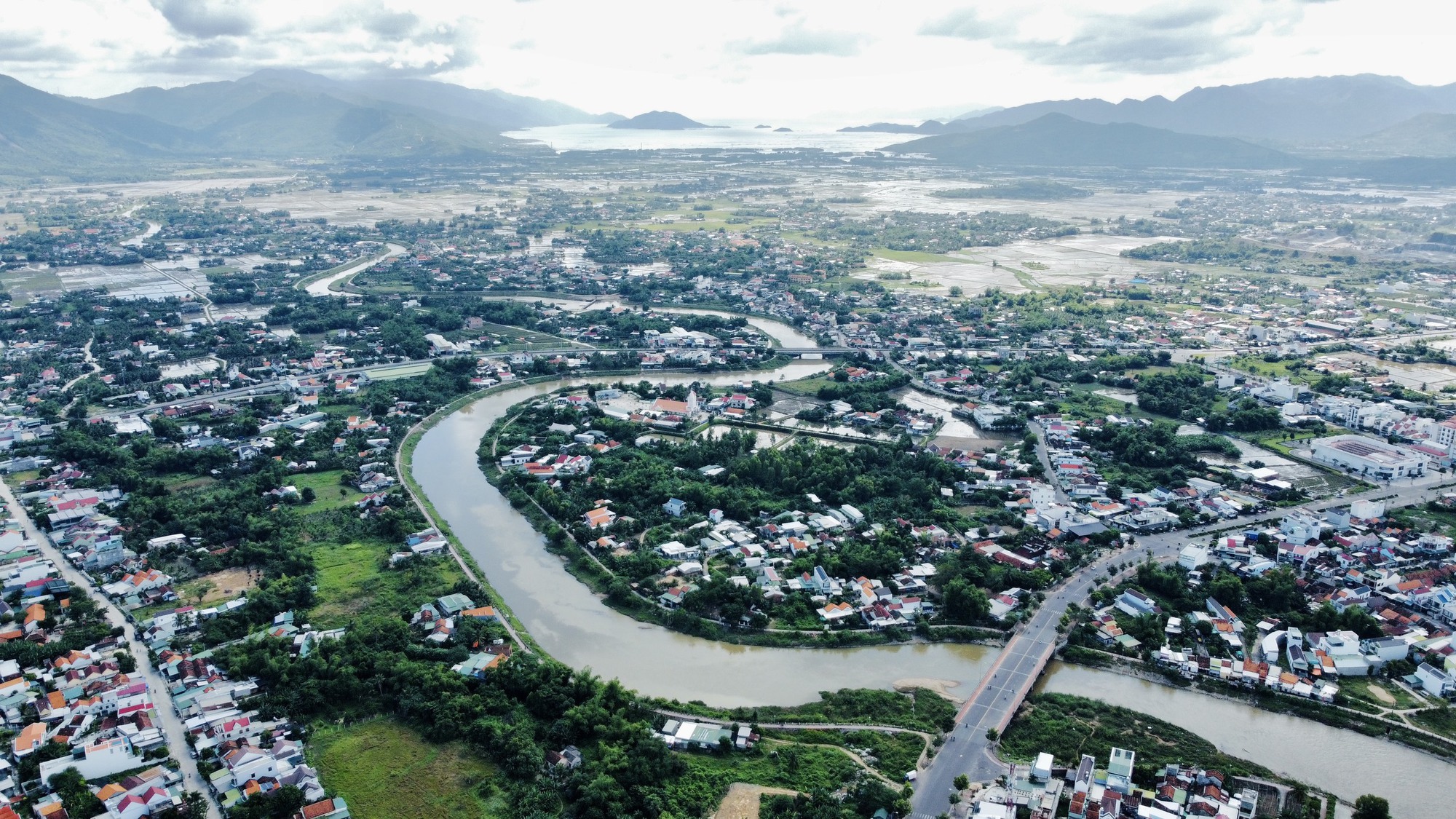 TX.Ninh Hòa từng bước chuyển đổi số hướng tới xây dựng chính quyền điện tử
