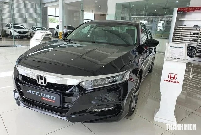 3 mẫu ô tô phổ thông giảm giá trên 100 triệu tháng cuối năm 3 mẫu ô tô phổ thông giảm giá trên 100 triệu tháng cuối năm