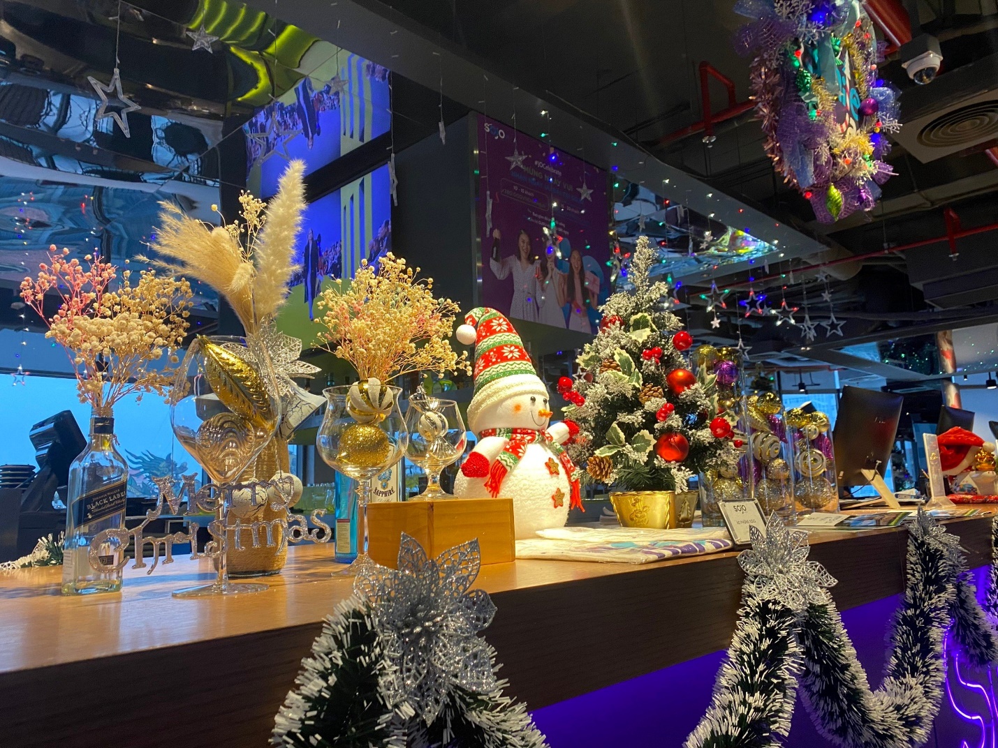 Check-in mùa cuối năm: Đi đâu để có ảnh Noel và tết 'chất lừ'? - Ảnh 6.