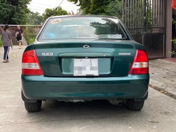 70 triệu cho Mazda 323, đối thủ một thời của Toyota Corolla Altis 70 triệu cho Mazda 323, đối thủ một thời của Toyota Corolla Altis