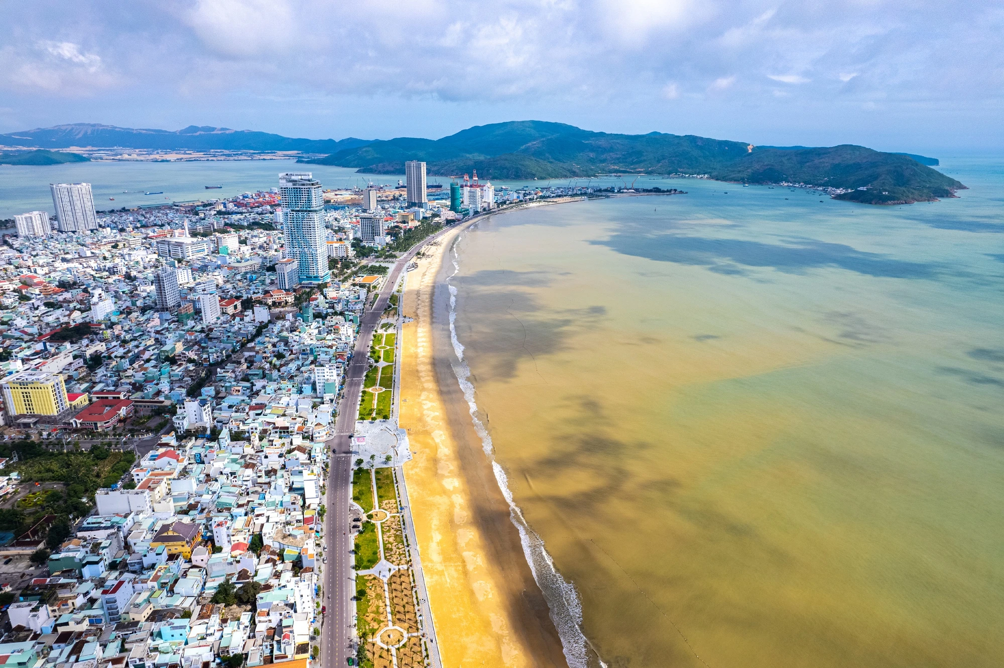 Phó thủ tướng Lê Minh Khái: Bình Định cần ưu tiên các dự án tạo không gian phát triển mới- Ảnh 3.