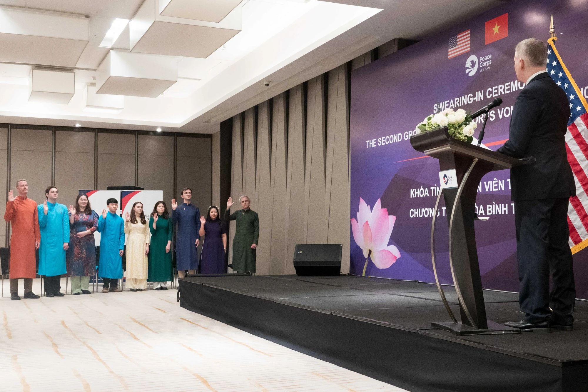 Lần đầu tiên, nhóm tình nguyện viên Mỹ Chương trình Hòa bình đến TP.HCM dạy tiếng Anh- Ảnh 3. Lần đầu tiên, nhóm tình nguyện viên Mỹ Chương trình Hòa bình đến TP.HCM dạy tiếng Anh- Ảnh 3.