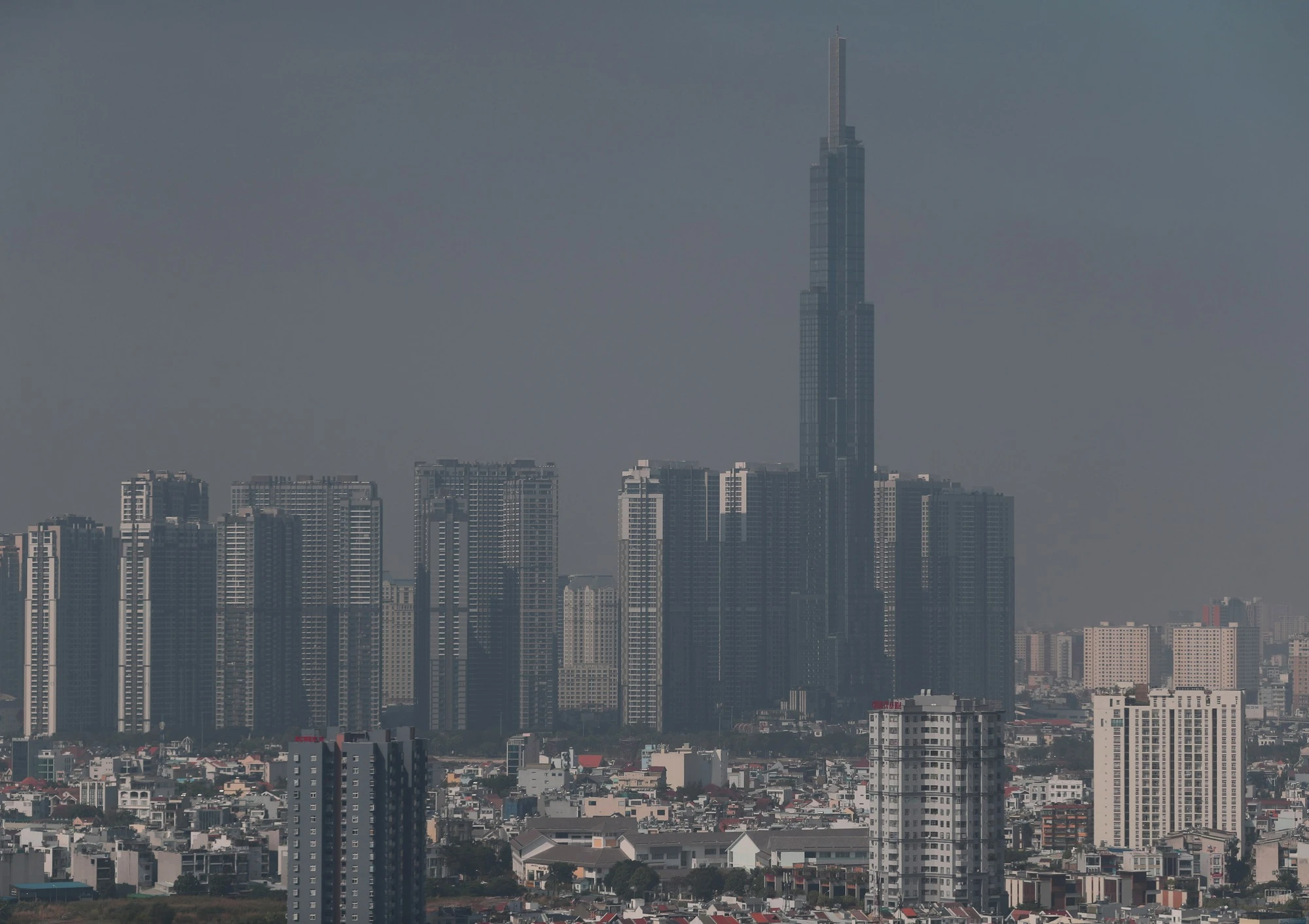 Không khí ngầu đục tại TP.HCM: Sương mù hay ô nhiễm?- Ảnh 4.