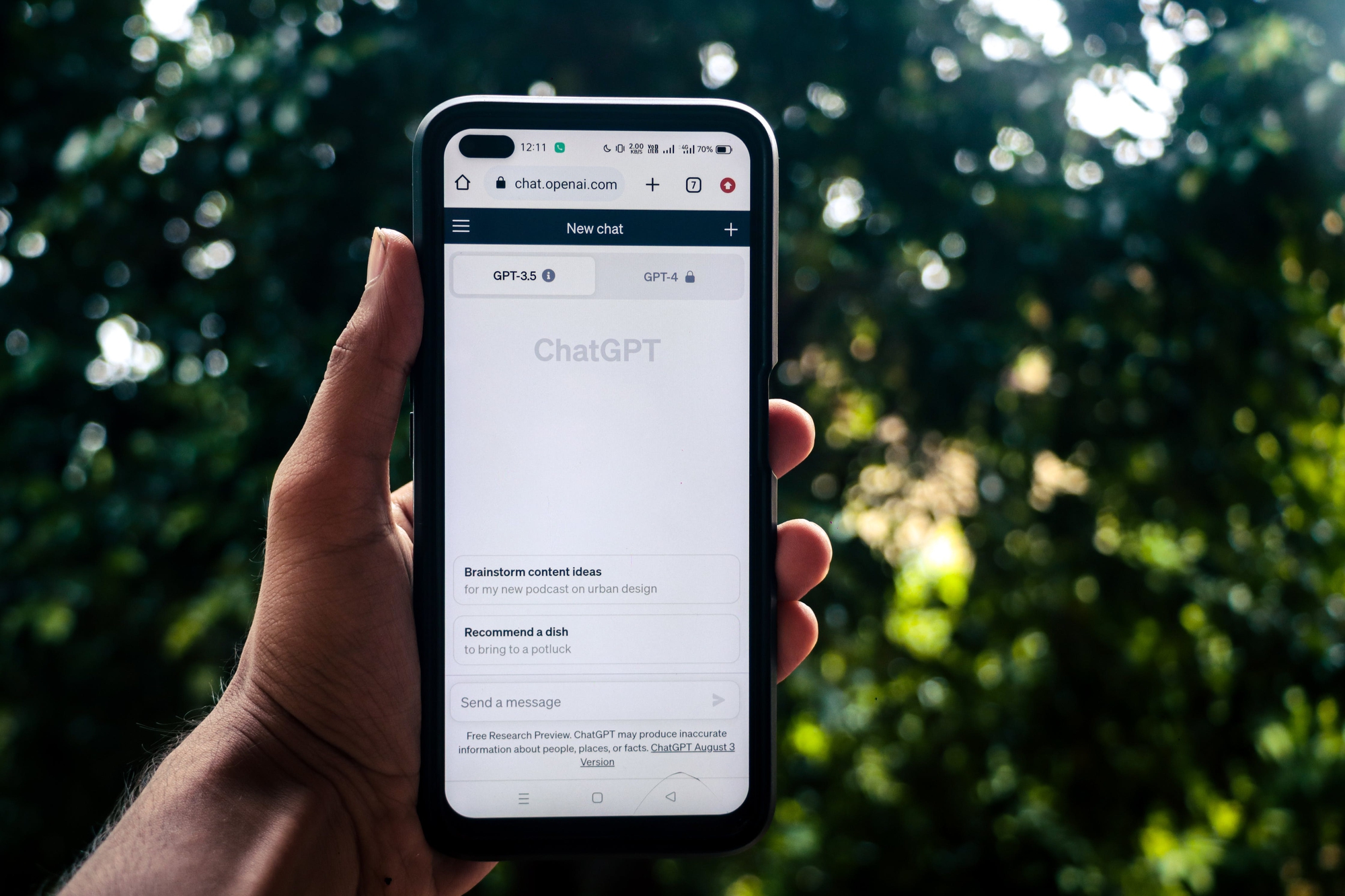 Công nghệ 'phủ sóng' hoạt động dạy ngoại ngữ năm 2023 và dự đoán gì năm 2024?- Ảnh 2. Công nghệ 'phủ sóng' hoạt động dạy ngoại ngữ năm 2023 và dự đoán gì năm 2024?- Ảnh 2.