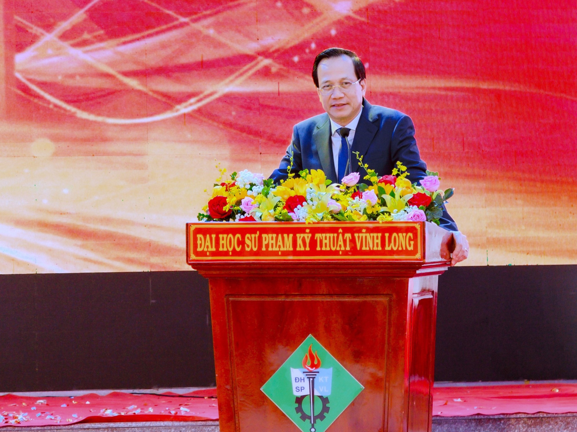 Trường ĐH Sư phạm kỹ thuật Vĩnh Long kỷ niệm 63 năm thành lập- Ảnh 1. Trường ĐH Sư phạm kỹ thuật Vĩnh Long kỷ niệm 63 năm thành lập- Ảnh 1.