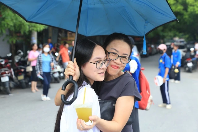 Các địa phương công bố phương án thi vào lớp 10 - Ảnh 1. Các địa phương công bố phương án thi vào lớp 10 - Ảnh 1.