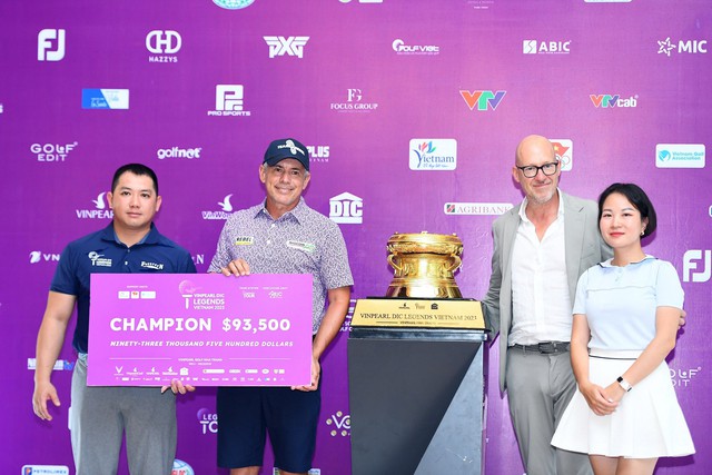 Golfer người Brazil vô địch giải Golf Vinpearl DIC Legends Việt Nam 2023 - Ảnh 1.