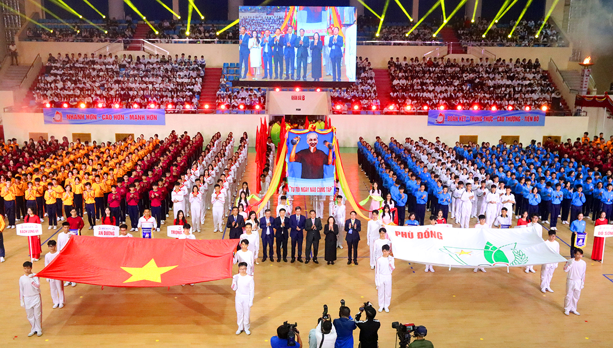 Hải Phòng khai mạc Hội khỏe Phù Đổng lần thứ 17 - Ảnh 1. Hải Phòng khai mạc Hội khỏe Phù Đổng lần thứ 17 - Ảnh 1.