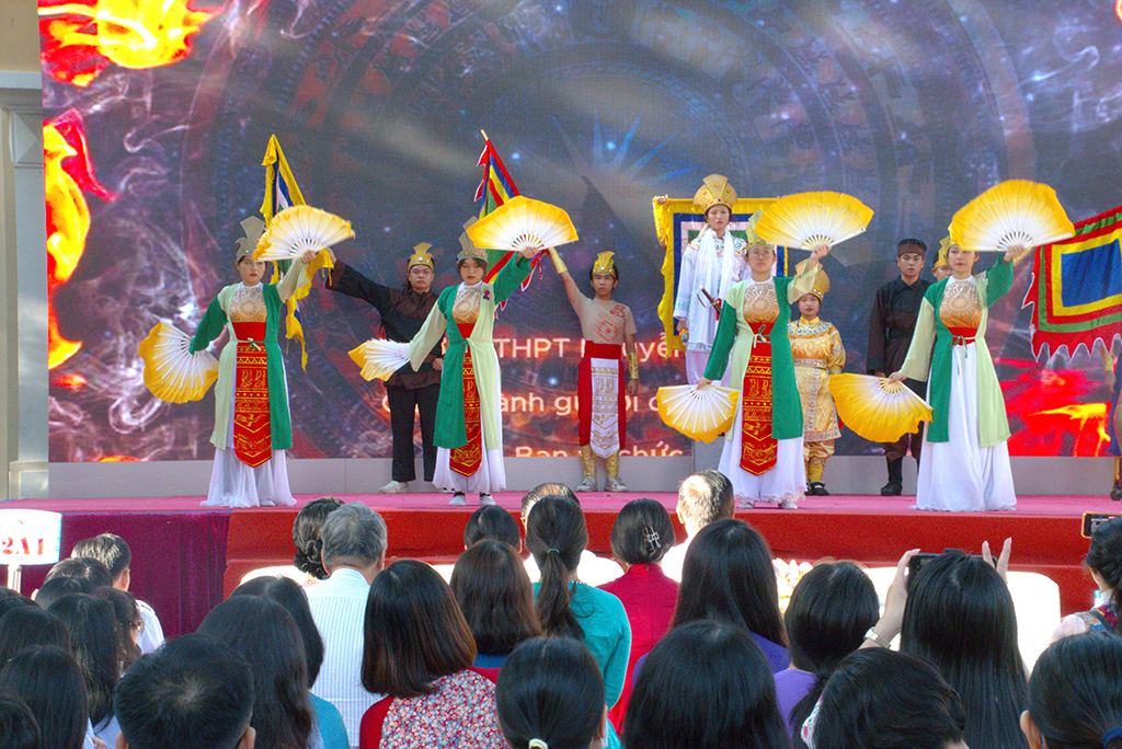 Học môn sử theo cách rất khác - Ảnh 1. Học môn sử theo cách rất khác - Ảnh 1.