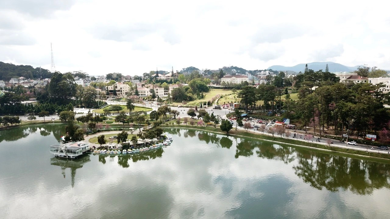 Hủy kết quả đấu giá thuê nhà hàng Thủy Tạ ở Đà Lạt - Ảnh 1. Hủy kết quả đấu giá thuê nhà hàng Thủy Tạ ở Đà Lạt - Ảnh 1.