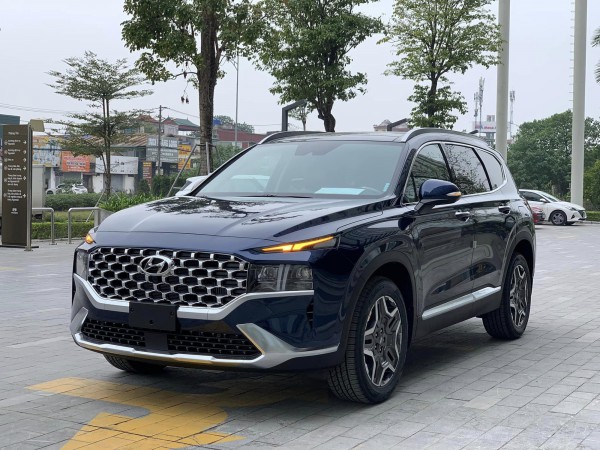 Hyundai Santa Fe Hybrid giảm gần 250 triệu đồng, rẻ hơn Honda CR-V 2024 Hyundai Santa Fe Hybrid giảm gần 250 triệu đồng, rẻ hơn Honda CR-V 2024