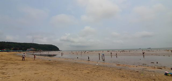 Bãi biển Đồ Sơn đìu hiu ngày nghỉ lễ