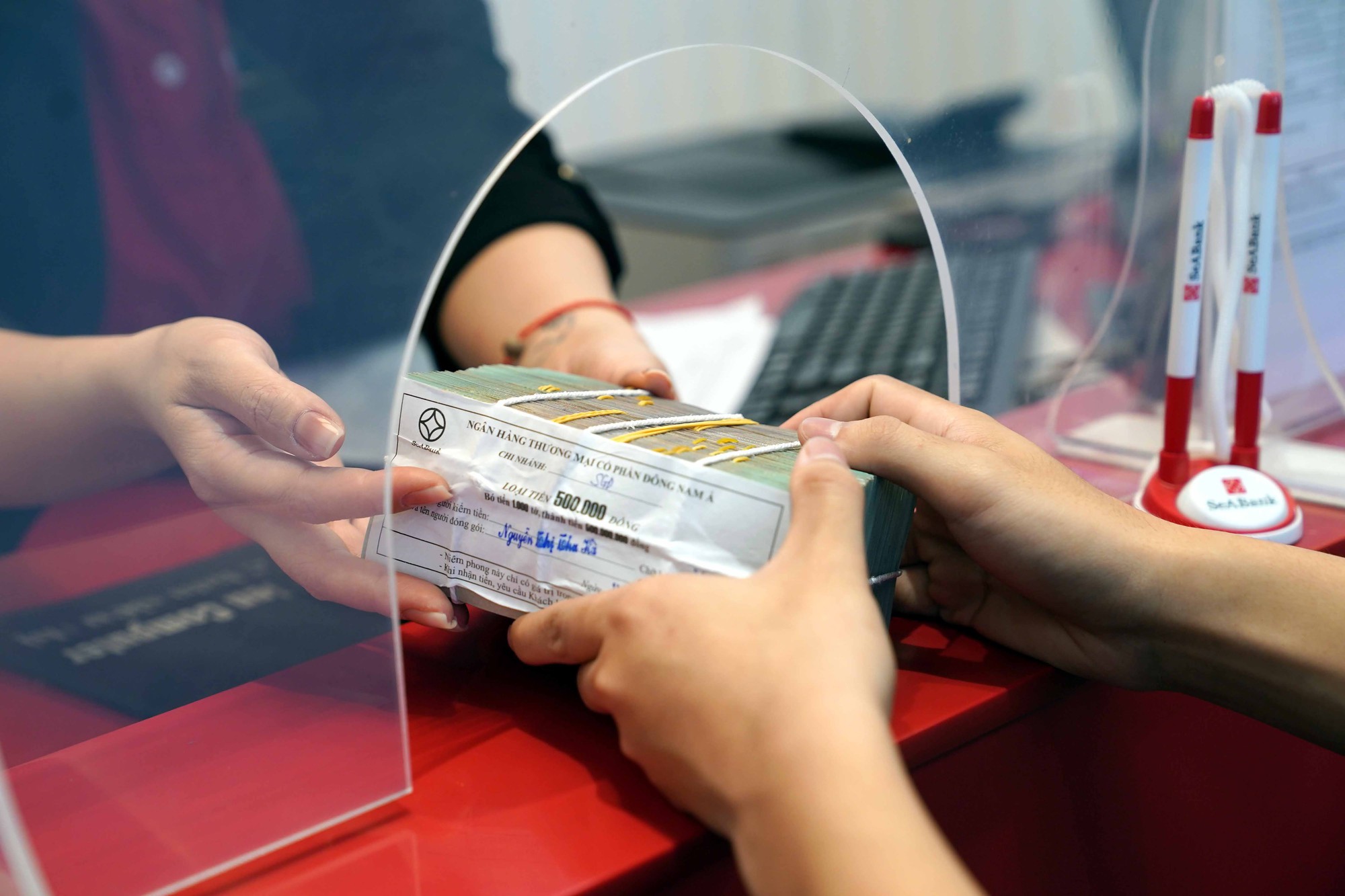 Chính phủ họp bàn giải pháp tháo gỡ khó khăn tăng trưởng tín dụng - Ảnh 1. Chính phủ họp bàn giải pháp tháo gỡ khó khăn tăng trưởng tín dụng - Ảnh 1.