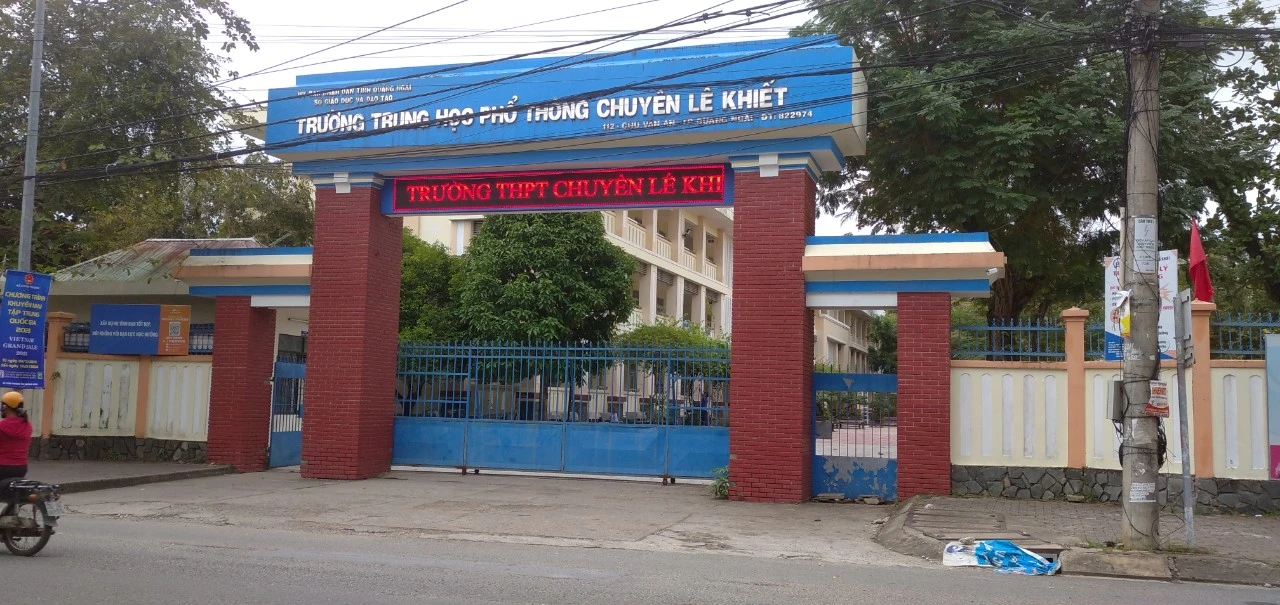 Quảng Ngãi hỗ trợ ‘cái nôi’ học sinh giỏi ở Trường THPT chuyên Lê Khiết - Ảnh 1. Quảng Ngãi hỗ trợ ‘cái nôi’ học sinh giỏi ở Trường THPT chuyên Lê Khiết - Ảnh 1.
