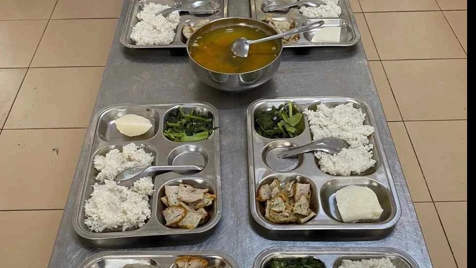 Thanh Hóa: Có kết quả xét nghiệm mẫu thức ăn của Trường tiểu học Điện Biên 1- Ảnh 1. Thanh Hóa: Có kết quả xét nghiệm mẫu thức ăn của Trường tiểu học Điện Biên 1- Ảnh 1.