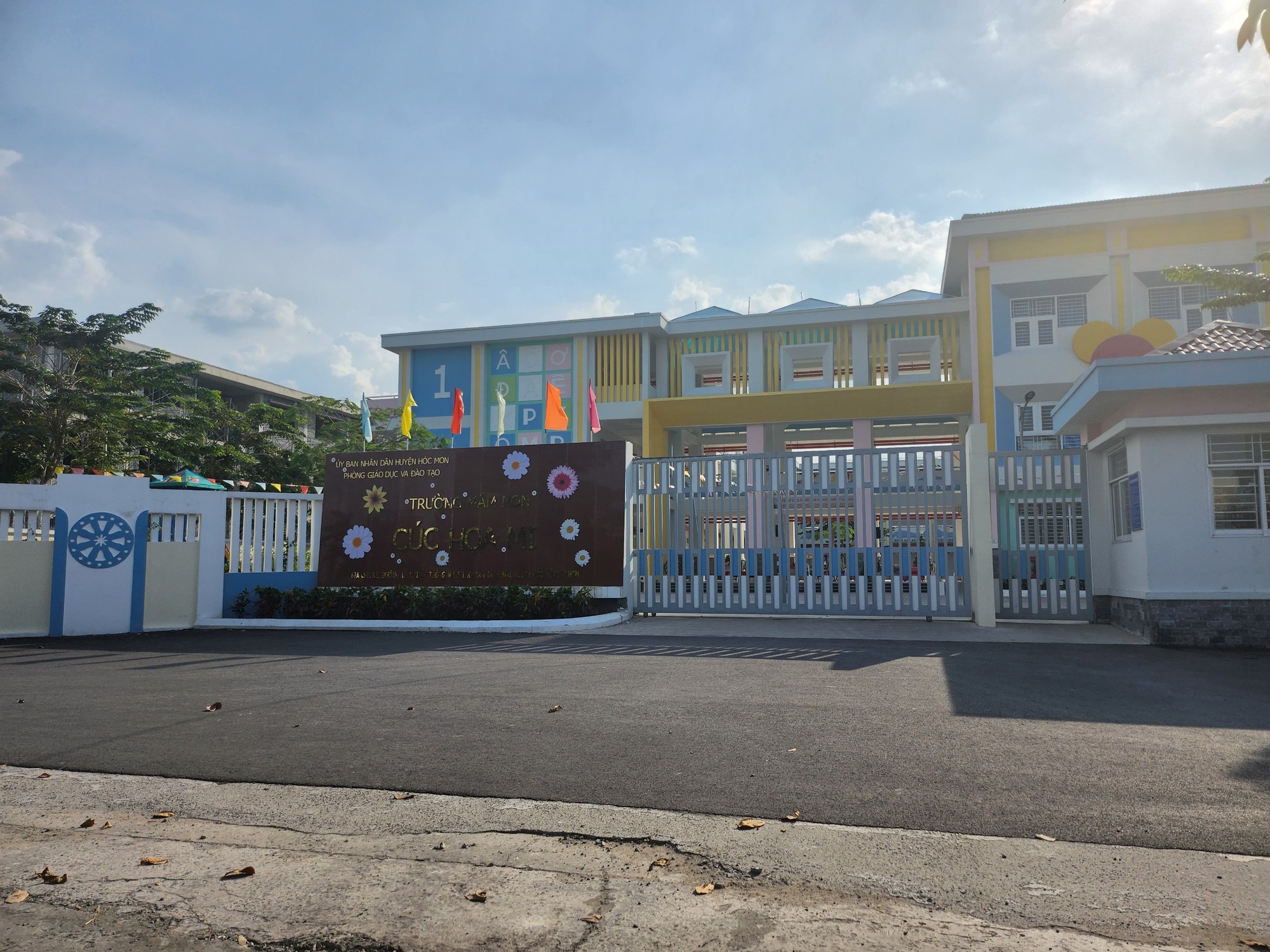 Trẻ mầm non có nhiều vết đỏ ở mông, quấy khóc, phụ huynh làm đơn - Ảnh 1. Trẻ mầm non có nhiều vết đỏ ở mông, quấy khóc, phụ huynh làm đơn - Ảnh 1.