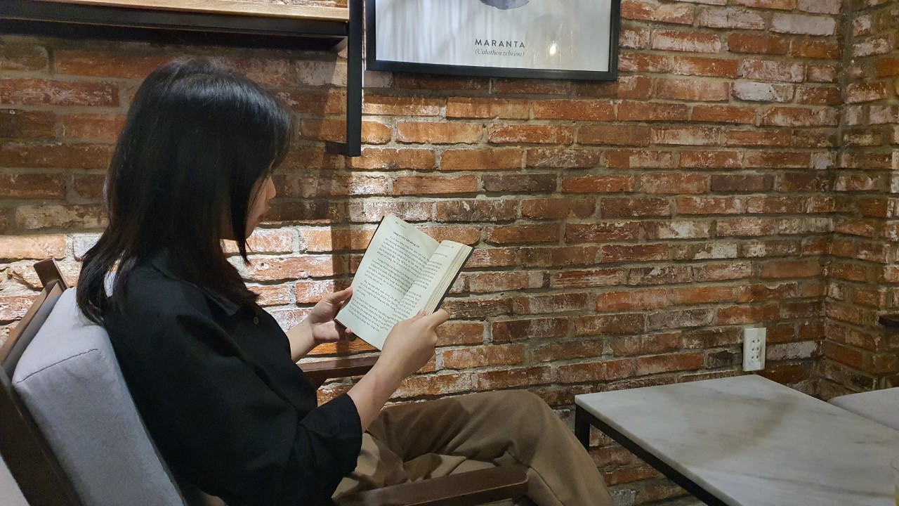 Những thầy cô giáo 'shadow': Vừa là giáo viên, vừa là người thân- Ảnh 2. Những thầy cô giáo 'shadow': Vừa là giáo viên, vừa là người thân- Ảnh 2.