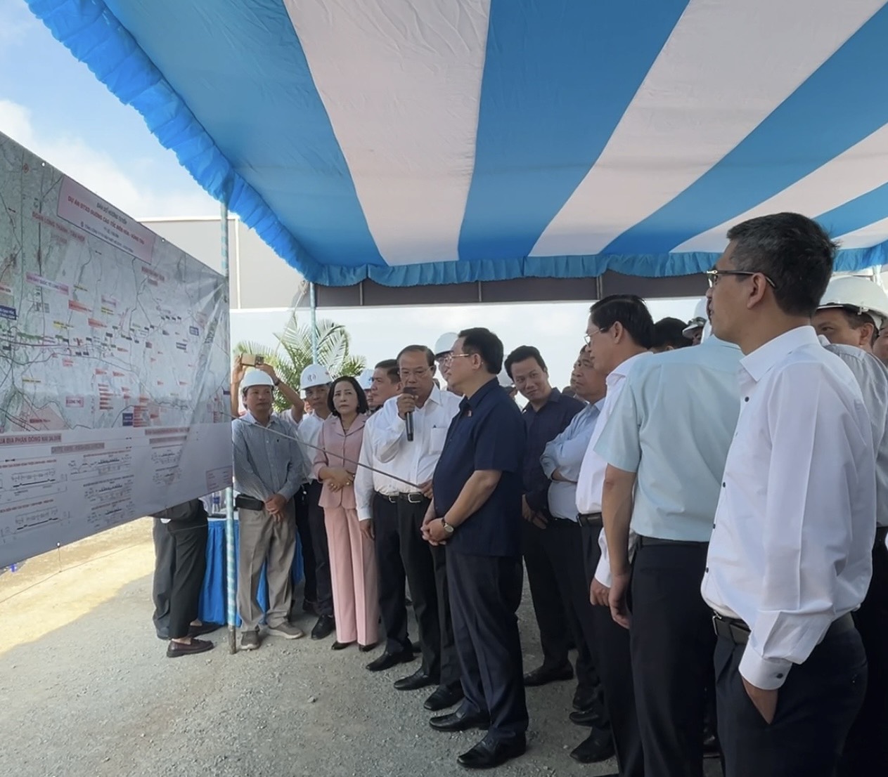 Chủ tịch Quốc hội Vương Đình Huệ làm việc tại Bà Rịa - Vũng Tàu- Ảnh 2.