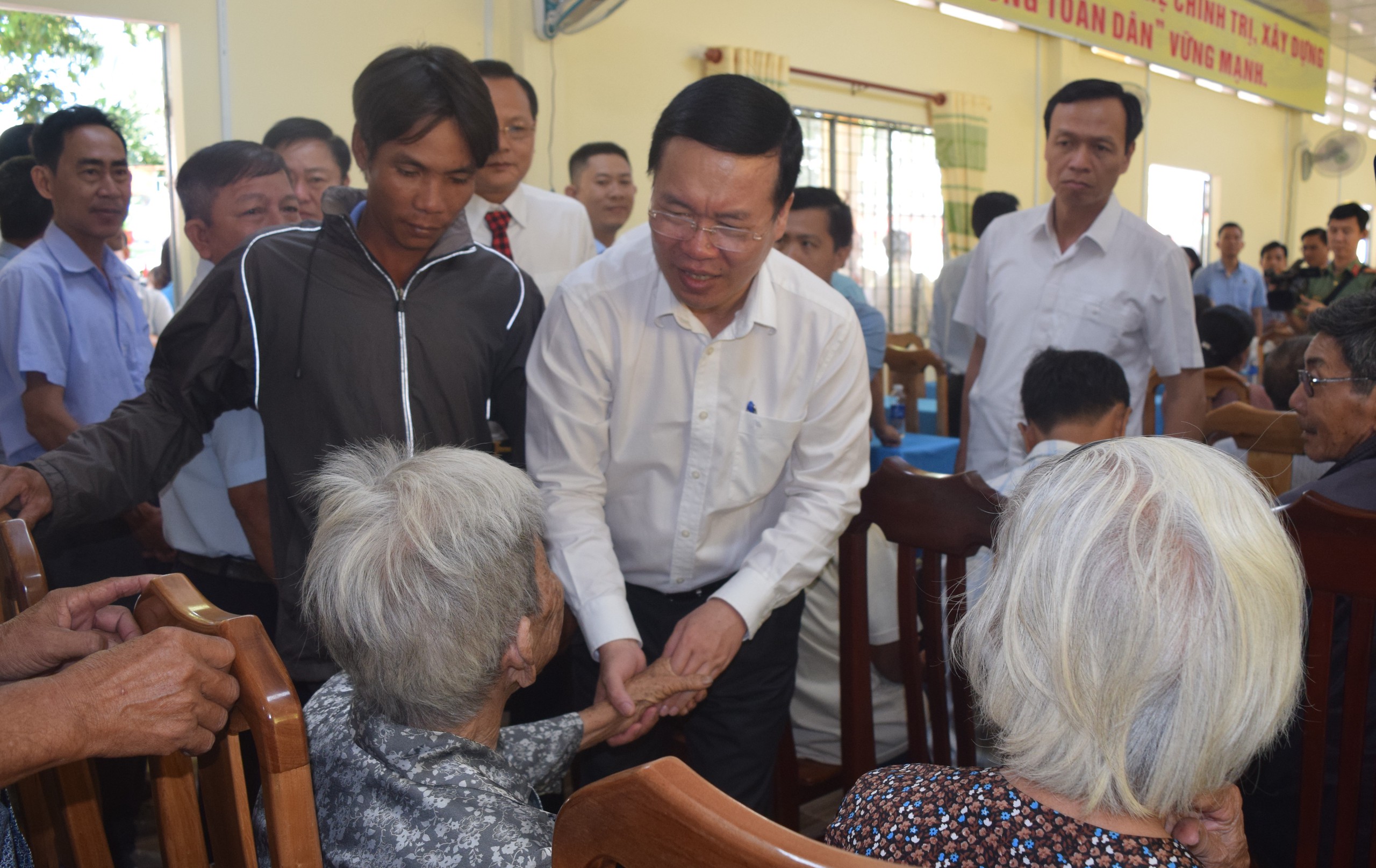 Chủ tịch nước Võ Văn Thưởng thăm và chúc tết tại Đồng Tháp- Ảnh 2.