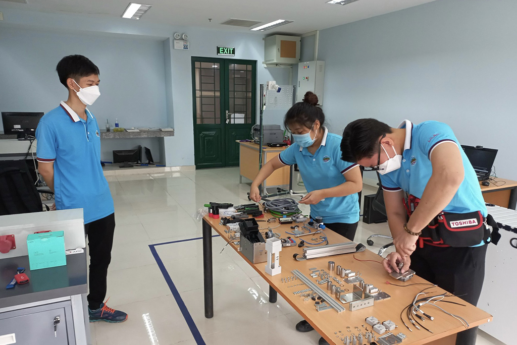 Chính thức điều chỉnh học phí đại học, cao đẳng- Ảnh 1. Chính thức điều chỉnh học phí đại học, cao đẳng- Ảnh 1.