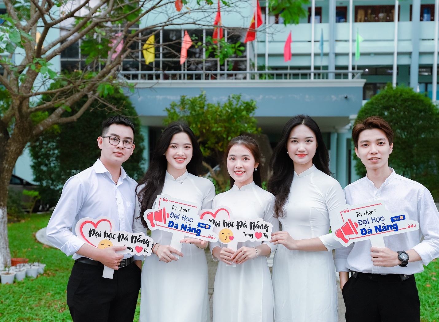 ĐH Đà Nẵng công bố phương thức tuyển sinh 2024: Hấp dẫn ngành vi mạch bán dẫn- Ảnh 1. ĐH Đà Nẵng công bố phương thức tuyển sinh 2024: Hấp dẫn ngành vi mạch bán dẫn- Ảnh 1.