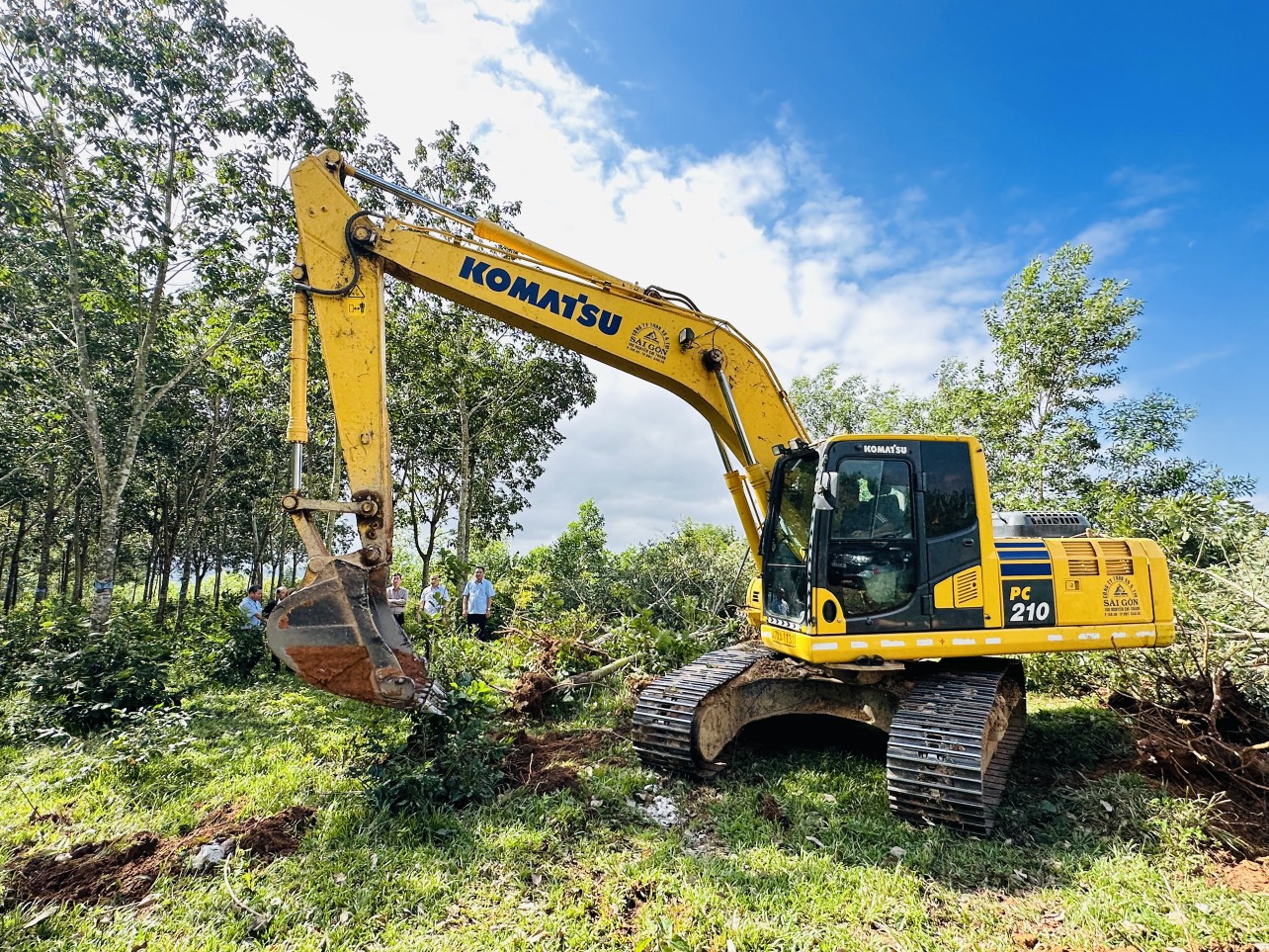 Đắk Lắk có 29 mỏ vật liệu chưa được cấp phép khai thác phục vụ cao tốc- Ảnh 1. Đắk Lắk có 29 mỏ vật liệu chưa được cấp phép khai thác phục vụ cao tốc- Ảnh 1.