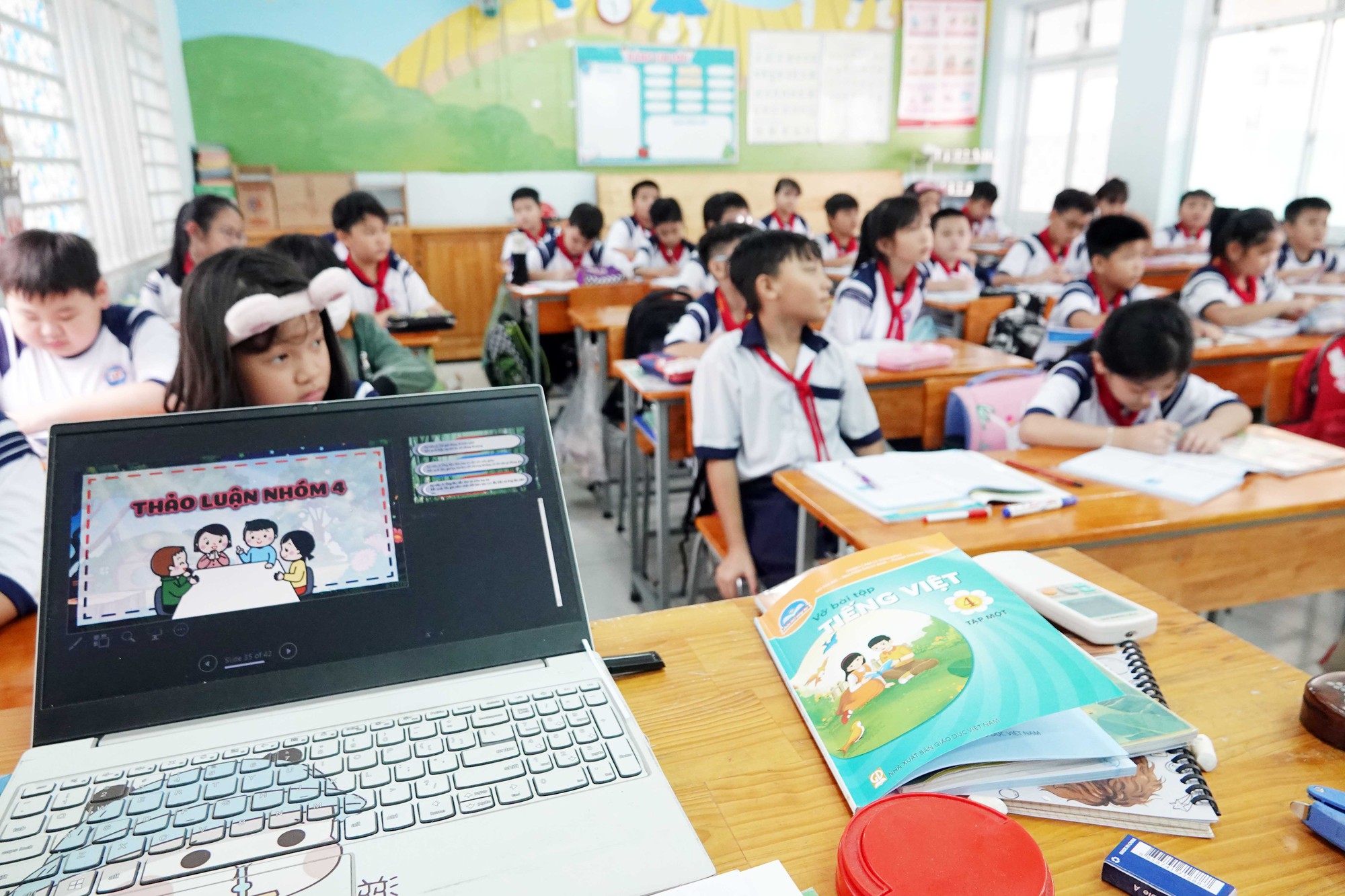 Giáo dục năm 2024: Thầy cô mong ước gì?- Ảnh 1. Giáo dục năm 2024: Thầy cô mong ước gì?- Ảnh 1.