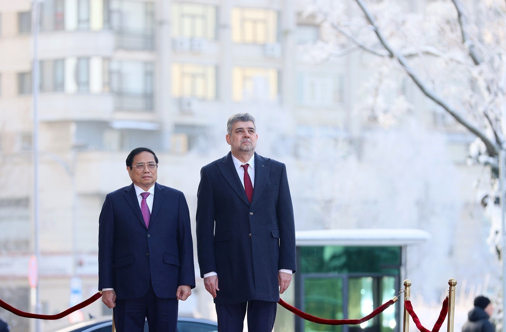 Lễ đón Thủ tướng Phạm Minh Chính thăm chính thức Romania- Ảnh 1. Lễ đón Thủ tướng Phạm Minh Chính thăm chính thức Romania- Ảnh 1.