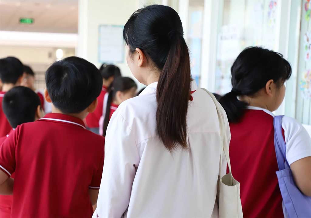 Những thầy cô giáo 'shadow’: Để trẻ hòa nhập không ở lại phía sau- Ảnh 1. Những thầy cô giáo 'shadow’: Để trẻ hòa nhập không ở lại phía sau- Ảnh 1.