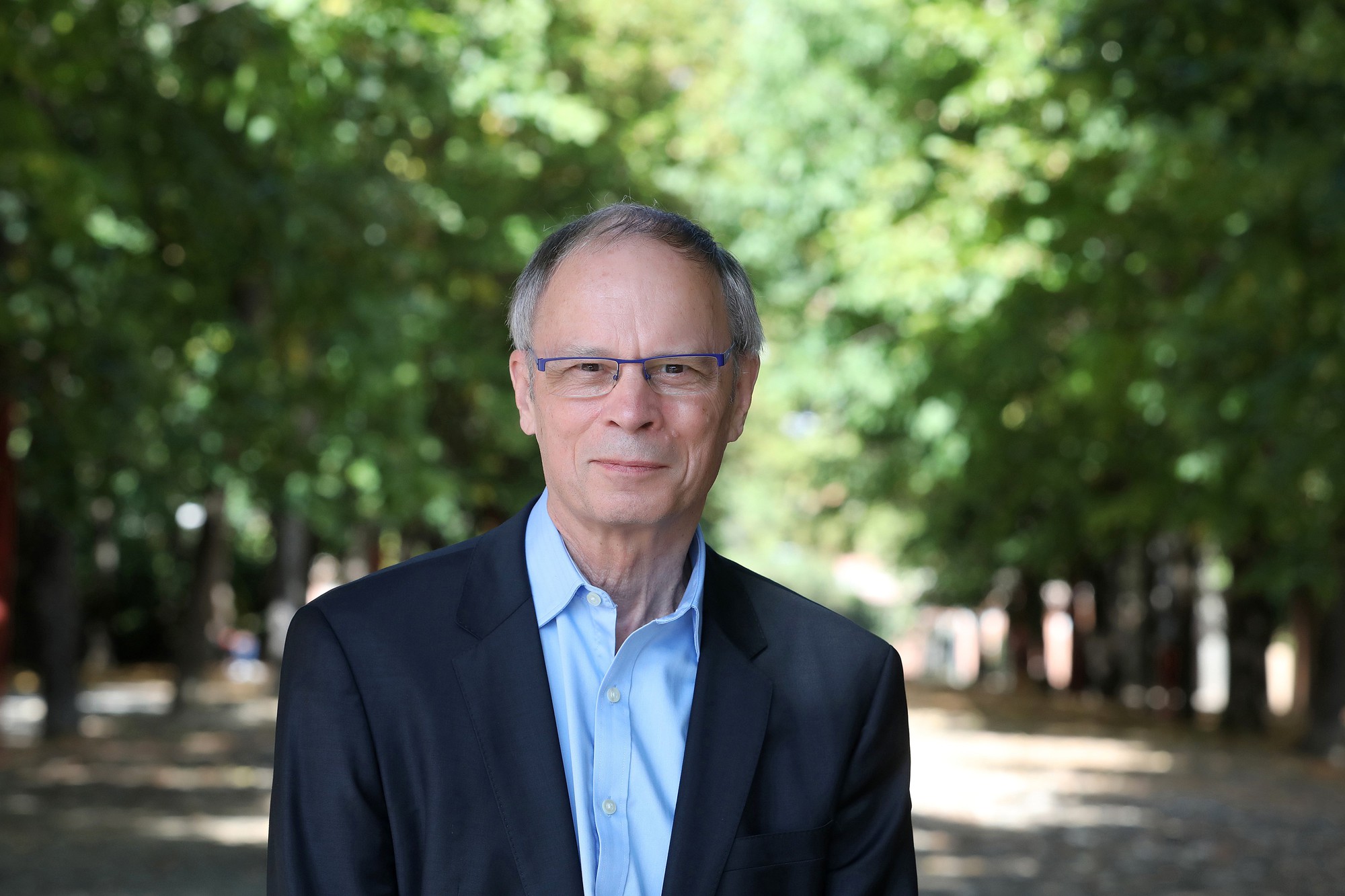 Nobel Kinh tế học 2014 - Giáo sư Jean Tirole sẽ tham dự ECONVN2024 tại HUB- Ảnh 1. Nobel Kinh tế học 2014 - Giáo sư Jean Tirole sẽ tham dự ECONVN2024 tại HUB- Ảnh 1.