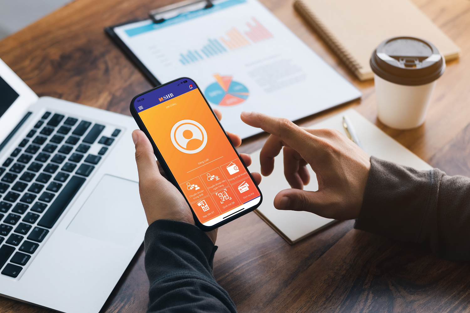 SHB tiếp tục tăng trưởng bền vững, chuyển đổi mạnh mẽ và toàn diện trong năm 2023- Ảnh 2.