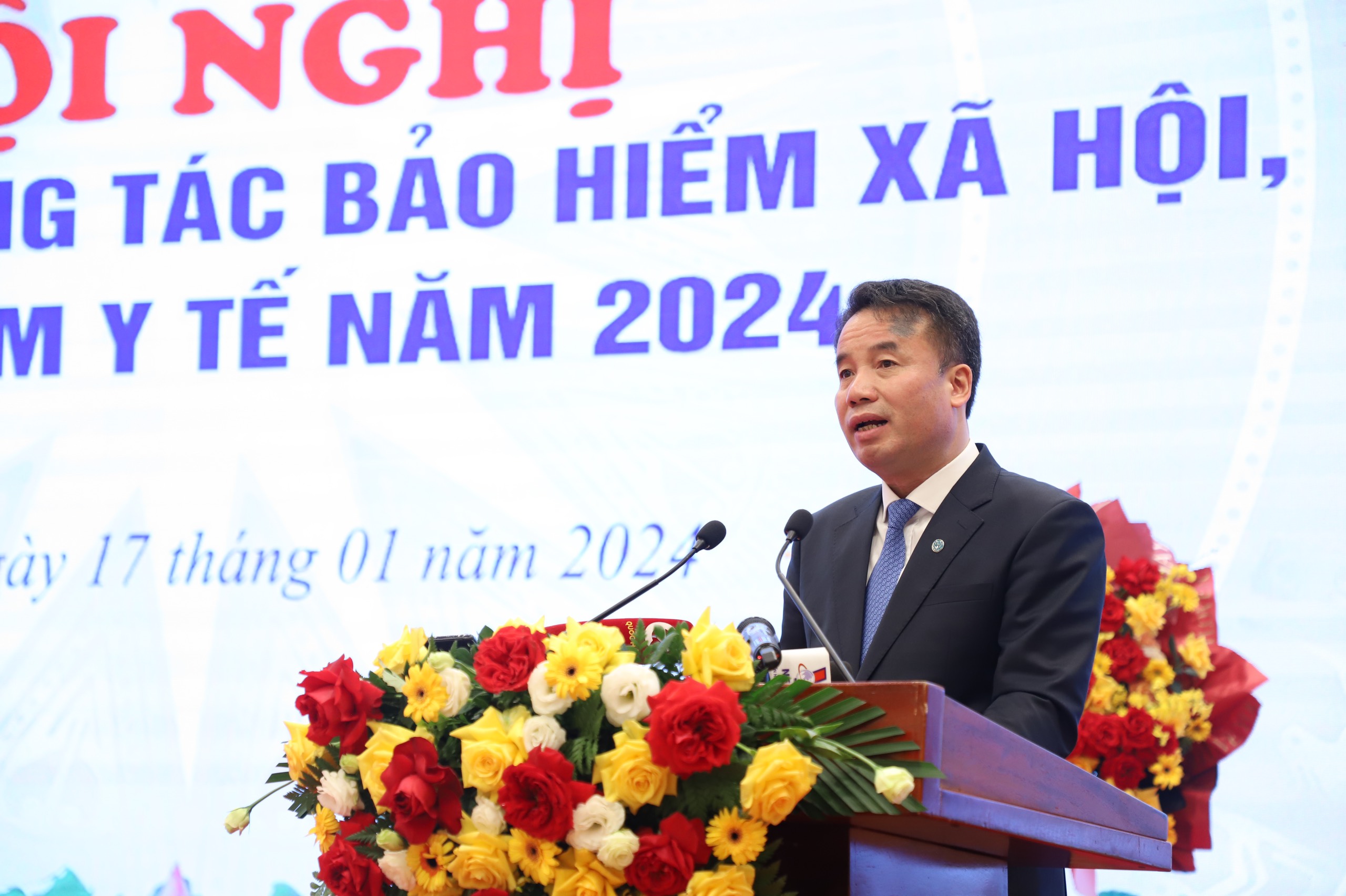Số tiền chậm đóng bảo hiểm xã hội giảm sâu nhất trong 8 năm- Ảnh 1. Số tiền chậm đóng bảo hiểm xã hội giảm sâu nhất trong 8 năm- Ảnh 1.