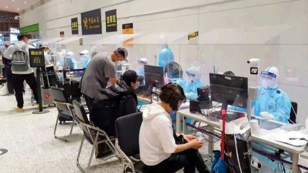 Trung Quốc tiếp tục nới điều kiện để người nước ngoài xin thị thực nhập cảnh Trung Quốc tiếp tục nới điều kiện để người nước ngoài xin thị thực nhập cảnh