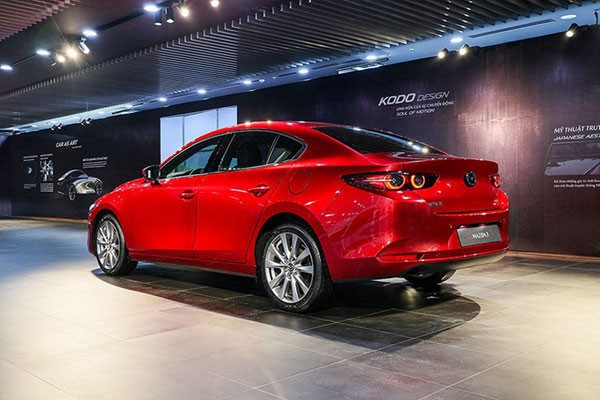 Mazda3 thêm phiên bản Signature, công nghệ được nâng cấp