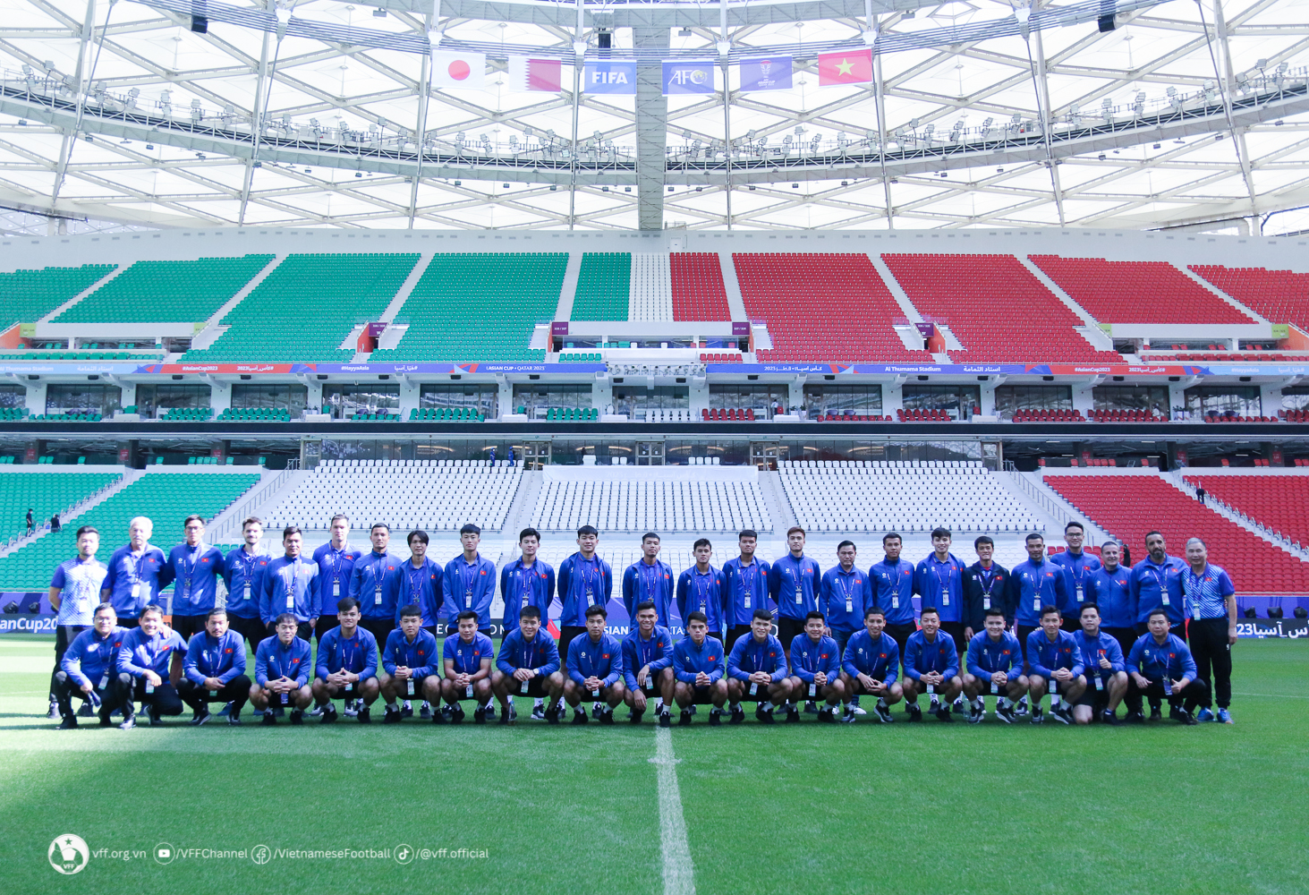 Đỗ Hùng Dũng: “Ngày mai mặt trời lại lên và chúng ta lại ra sân…”