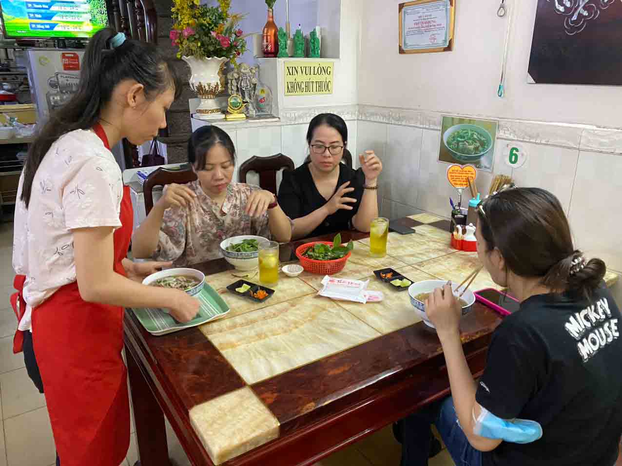 Quán phở nhỏ có hương vị quảng đại giữa Sài Gòn- Ảnh 3. Quán phở nhỏ có hương vị quảng đại giữa Sài Gòn- Ảnh 3.