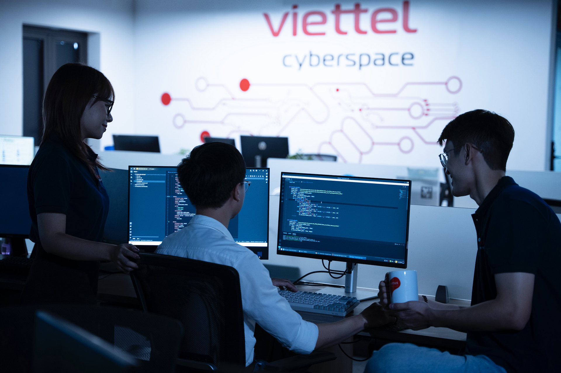 Viettel phát triển hệ sinh thái AI: Tăng năng suất lao động tổ chức, doanh nghiệp- Ảnh 2.