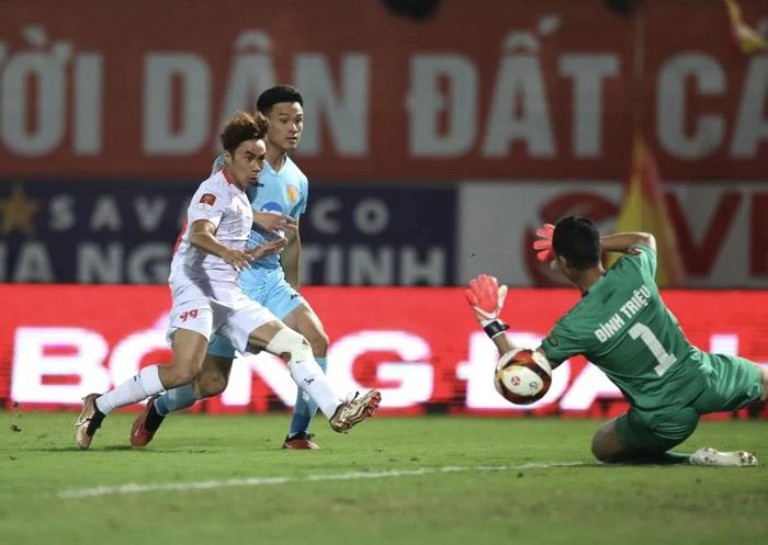 Vòng 9 V.League: Thép Xanh Nam Định củng cố ngôi đầu Vòng 9 V.League: Thép Xanh Nam Định củng cố ngôi đầu