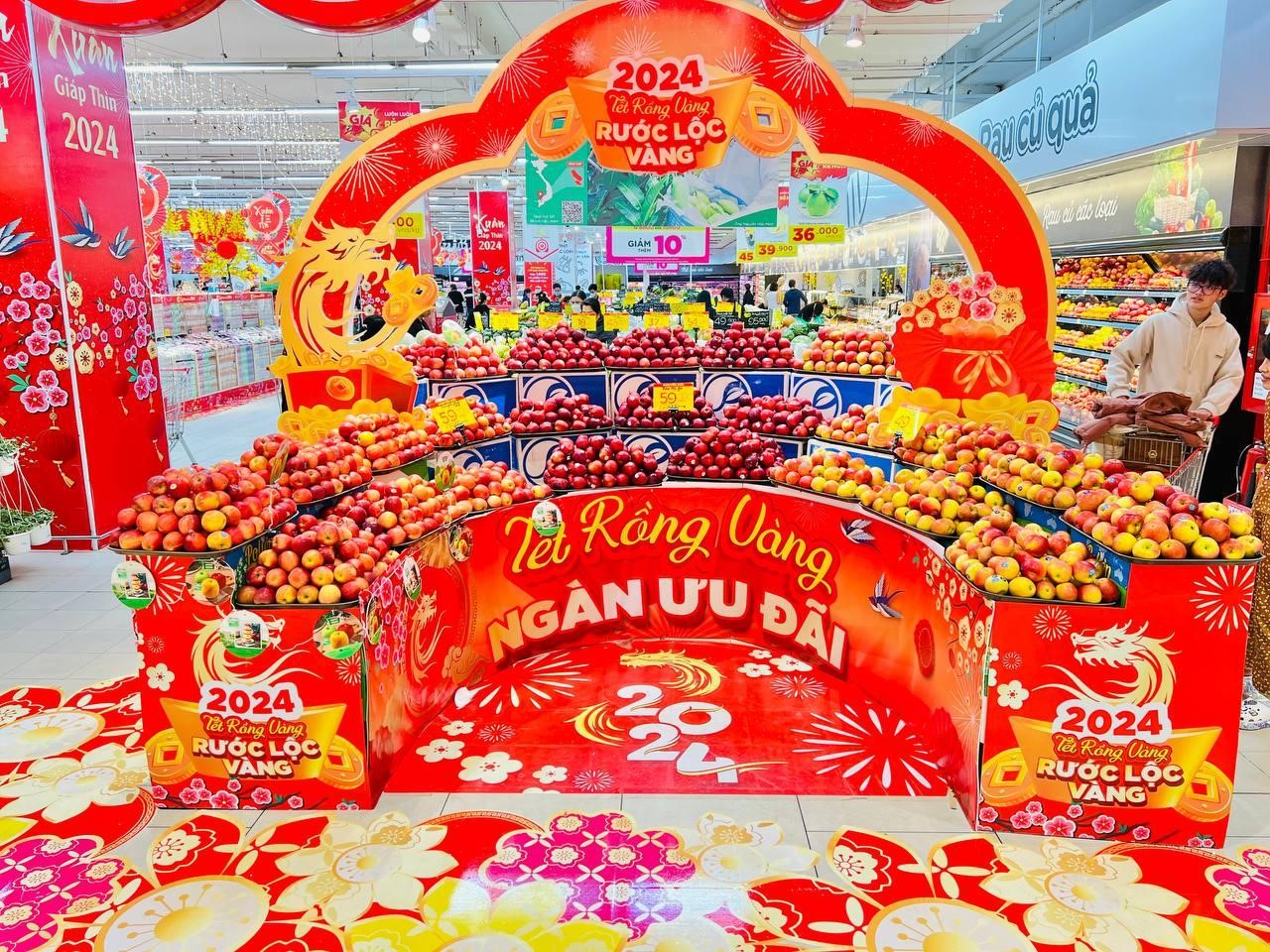 Táo Pháp quảng bá mạnh mẽ, thu hút người tiêu dùng Việt - Ảnh 2.