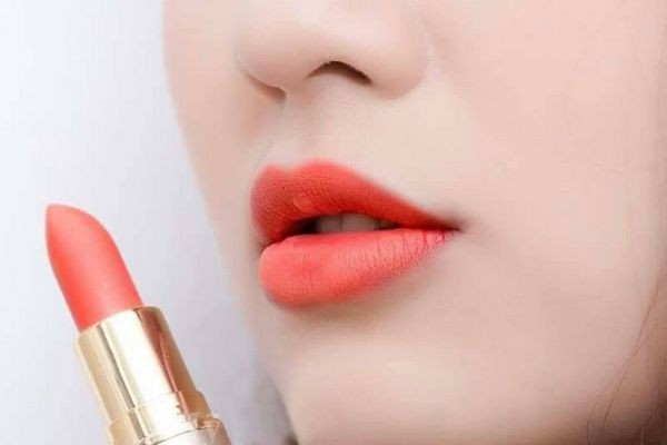 Làm mới diện mạo với cách mix son độc đáo