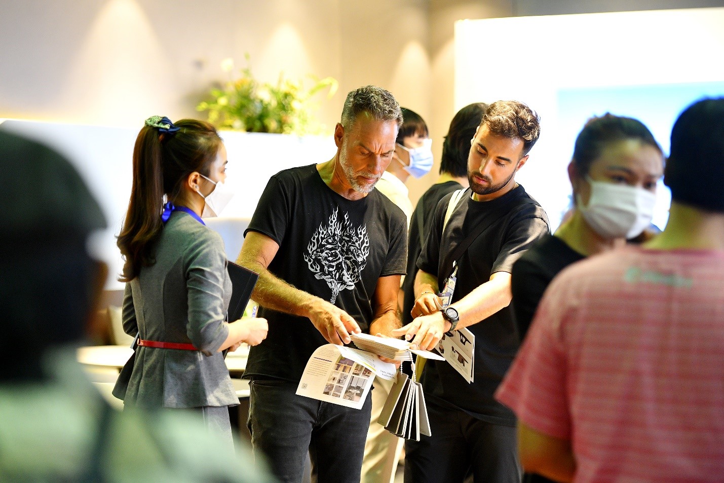 VIFA EXPO 2024: Nơi kết nối cung - cầu nội thất Việt Nam và thế giới- Ảnh 2.