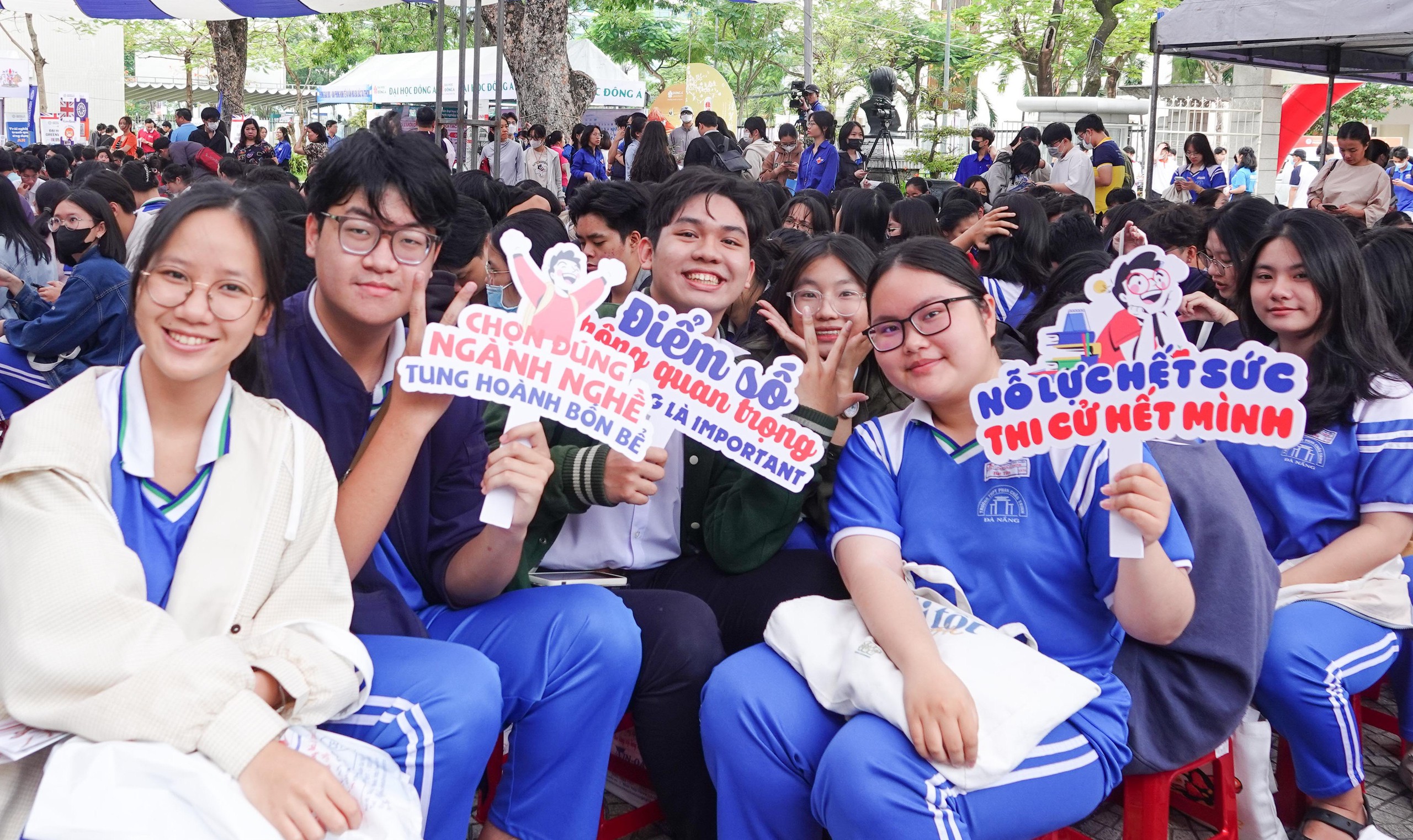 Đề thi tốt nghiệp THPT 2024 tăng cường nội dung vận dụng thực tiễn- Ảnh 3.