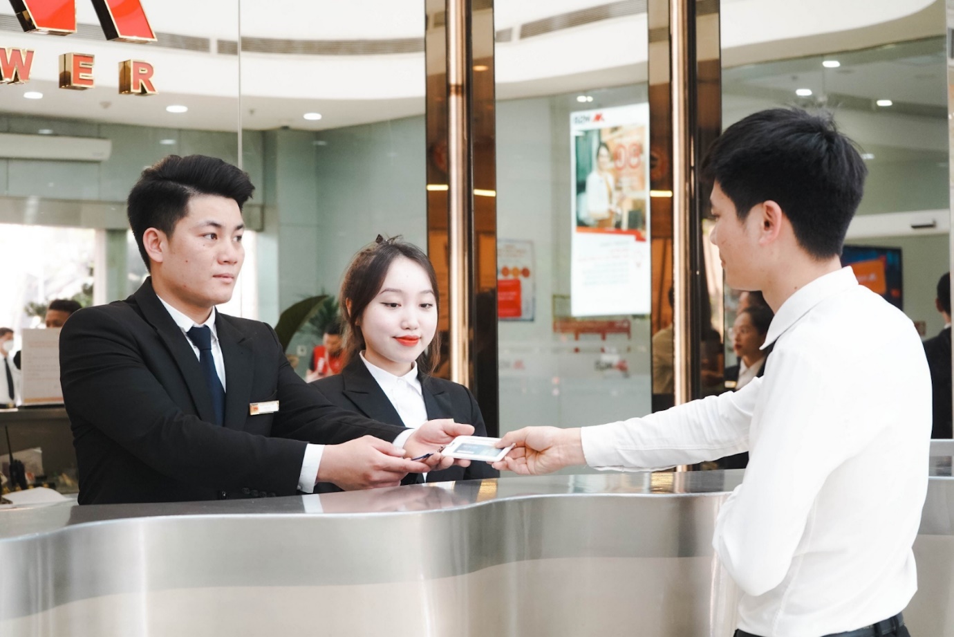 TNS Holdings chính thức chuyển đổi thương hiệu thành ROX Key Holdings- Ảnh 3.